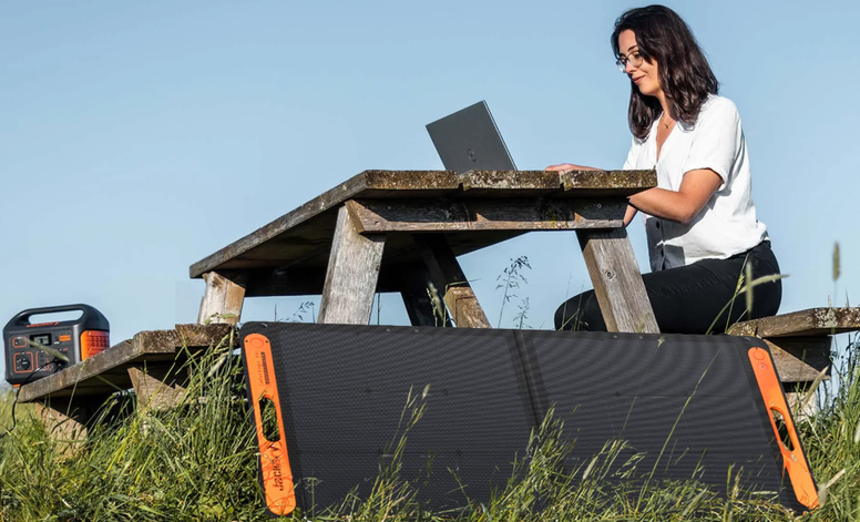Vida nómada con un generador solar silencioso